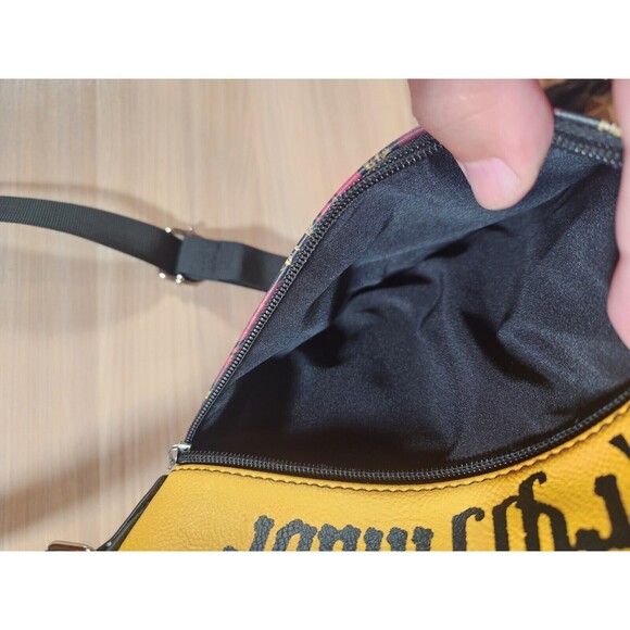 Loungefly GRYFFINDOR Harry Potter Crossbody Purse Red Yellow Adj Strap - Picture 5 of 7